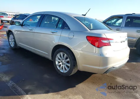 2013 Chrysler 200 Limited z USA, uszkodzony, nr VIN 1C3CCBCG1DN702270
